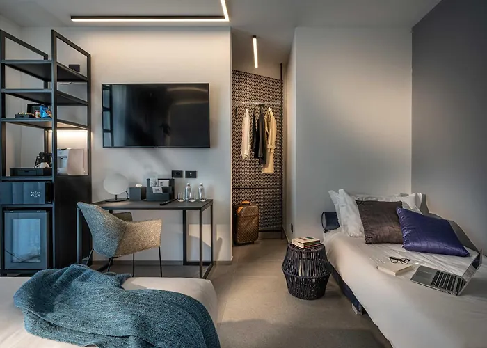 J44 Lifestyle Hotel