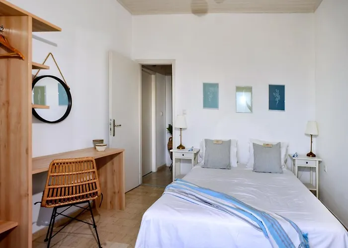 New! Paxoswhite Sea View Apartments & Studios!