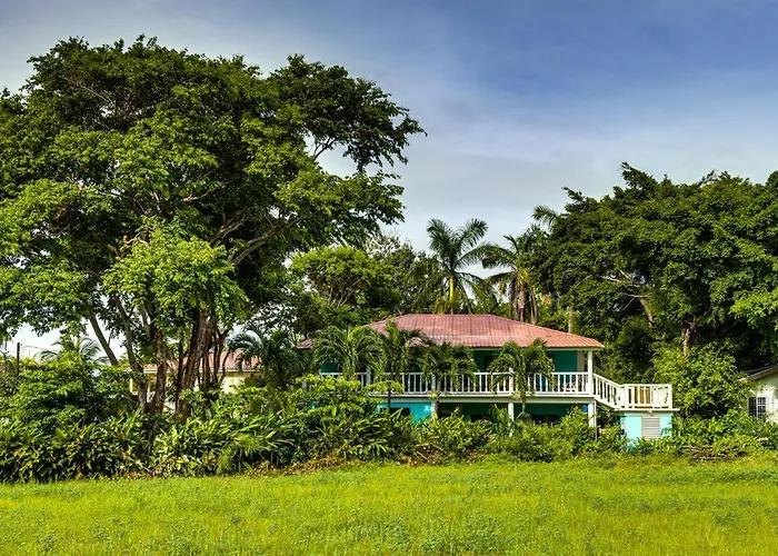 The Sea Glass Inn