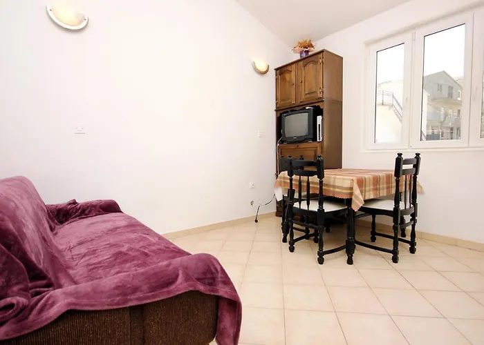 Apartments By The Sea Marina, Trogir - 10003
