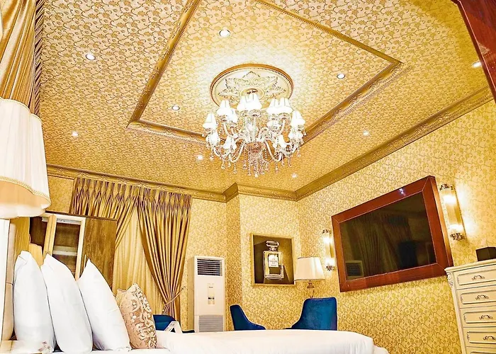 No.1 Hotel