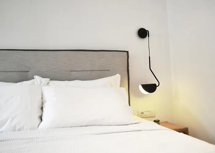 Iades Suites