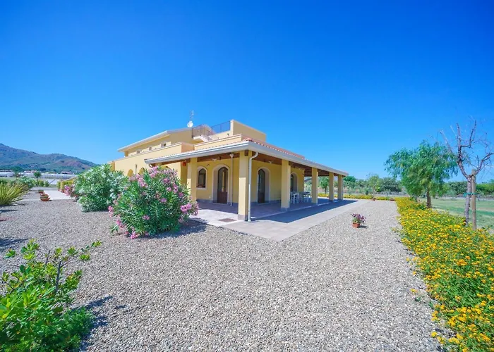 Minissale Farmhouse