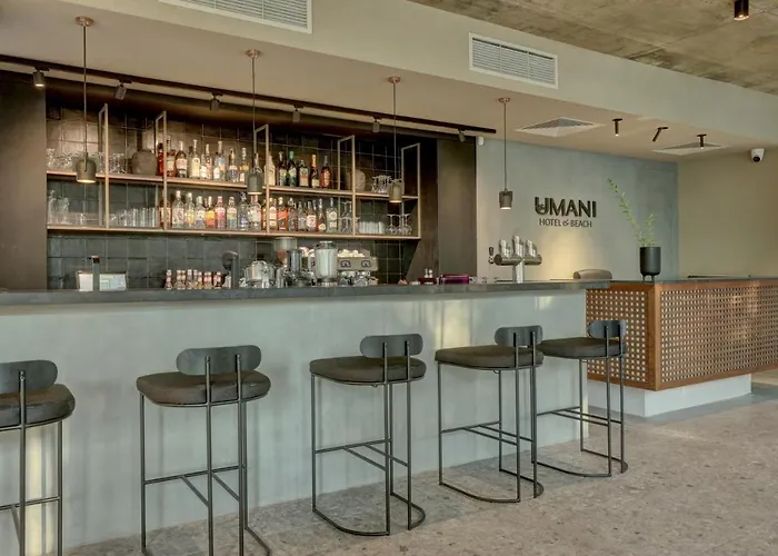 Umani Hotel - Free Beach - Free Parking
