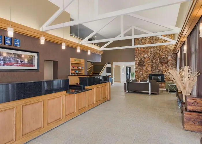 Best Western Town And Country Inn