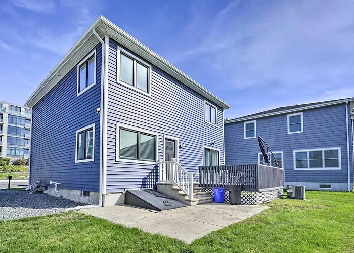Long Branch Getaway: Grill, 1 Block To Beach!