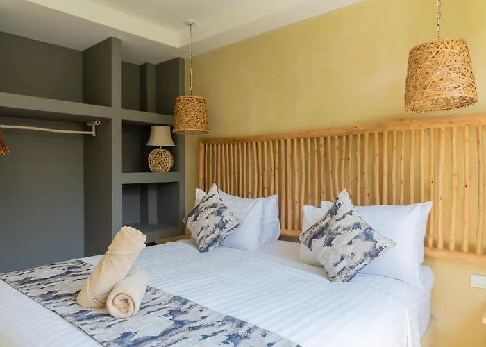 Riviera Beach Hotel