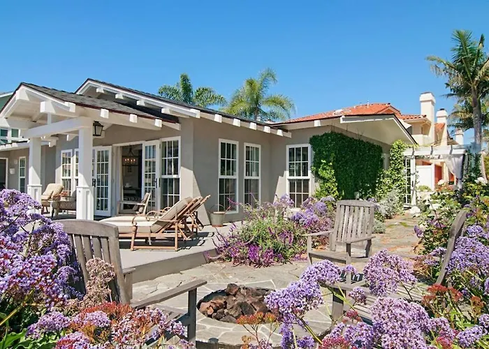Walk To Beach, Ac, Firepit, Grill
