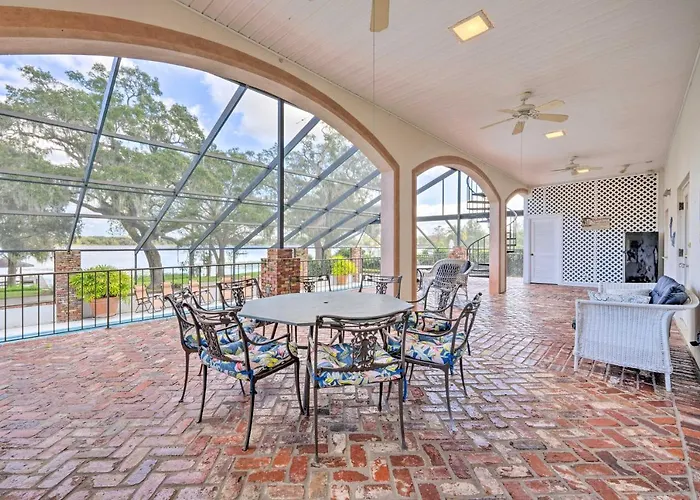 Lanai & Pool: Elegant Villa In Winter Haven!