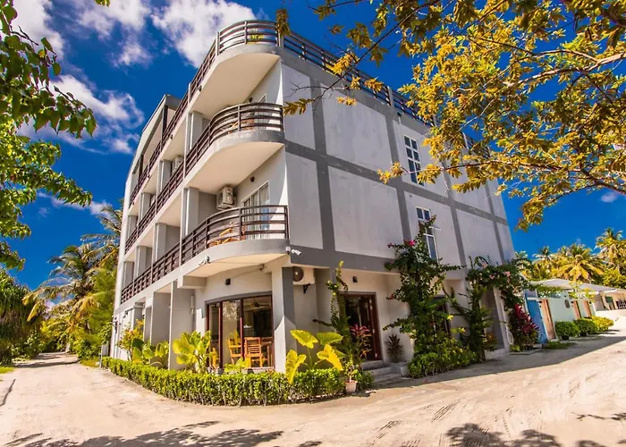 Dhiguveli Breeze