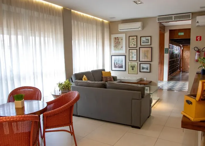 Lirio D'Água Hotel