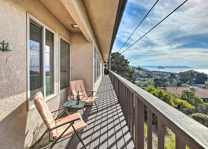 Pet-Friendly Cayucos Home W/ Ocean Views!