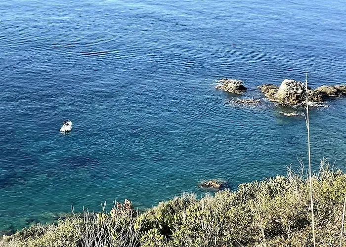 La Casina a Piombino, Appartamento moderno vicino al mare, pet friendly