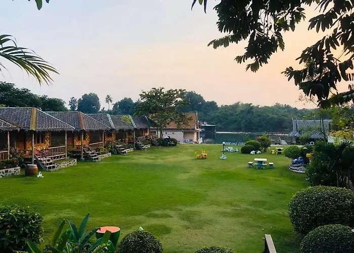 Bamboo House Resort