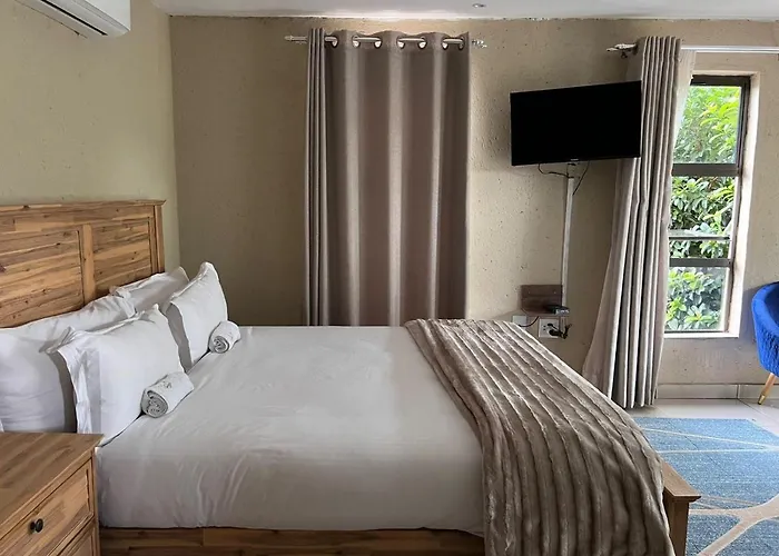 The Bridge Boutique Lodge