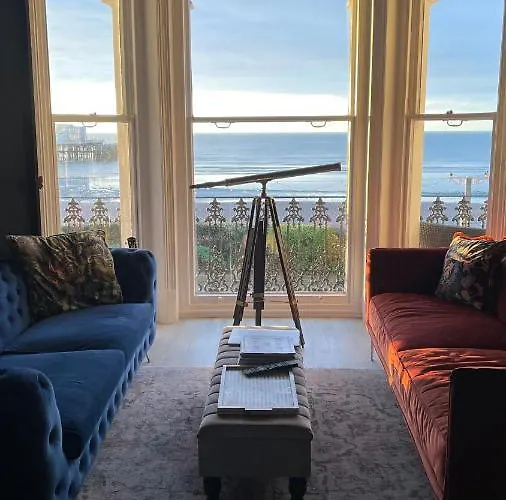 The Regency Studio - Stunning Seaview