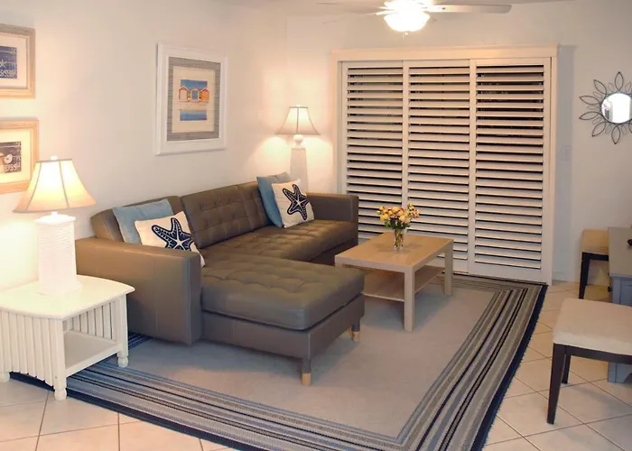 Ocean Life Beach Condo - Only Steps To The Beach