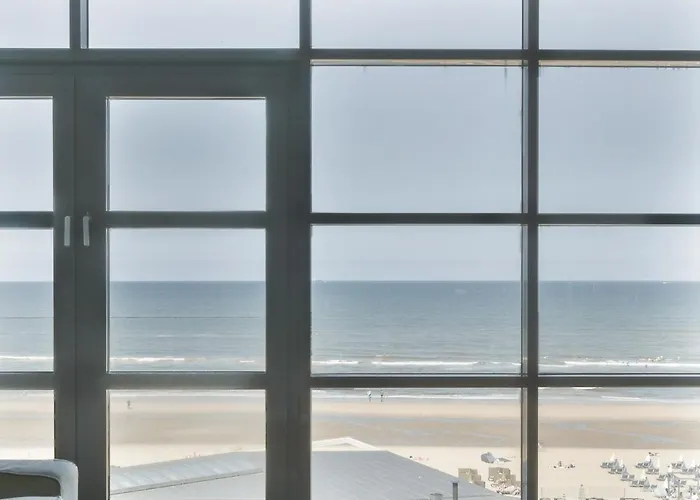 Appartement Met Frontaal Zeezicht In Bloemendaal