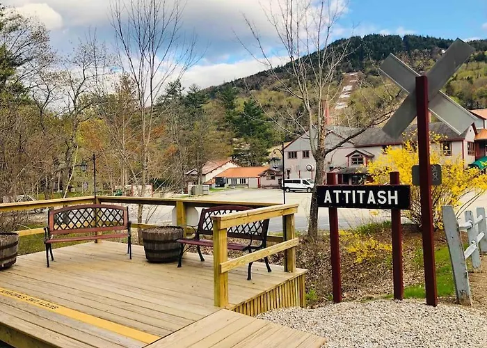 Attitash Mountain Village Studio - Slope View - Ski - Storyland