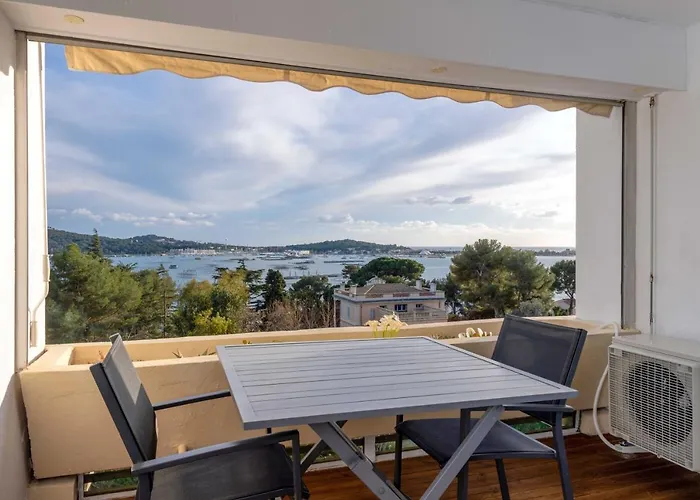 Studio avec vue mer et terrasse