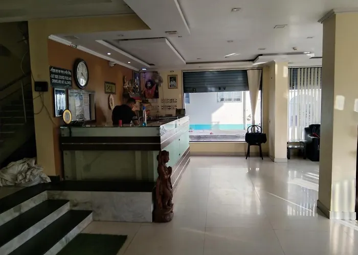 Hotel Mira International !! Beach Nearby
