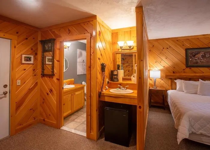 New England Inn & Lodge