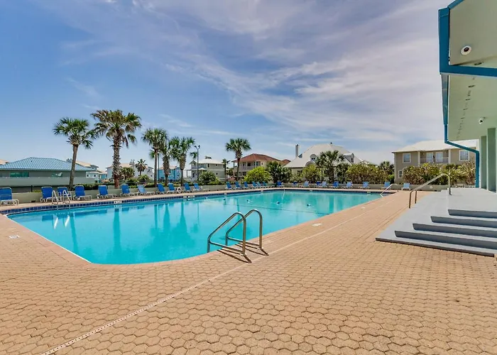 Pensacola Beach Vacation Rental W/ Private Balcony