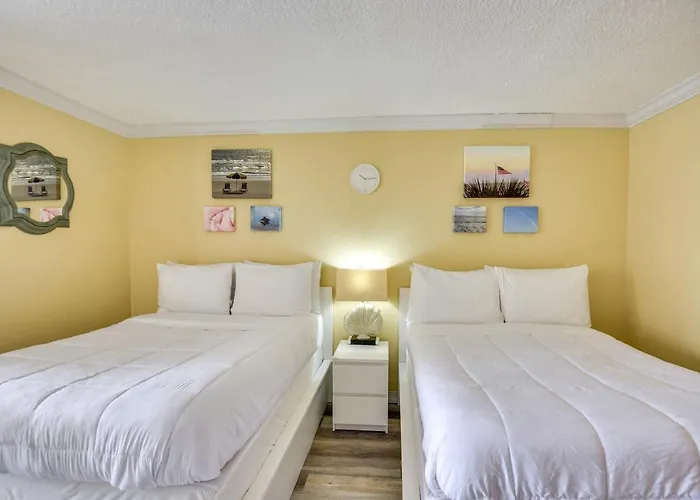 Daytona Beach Studio W/ Private Lanai 1 Mi To Pier