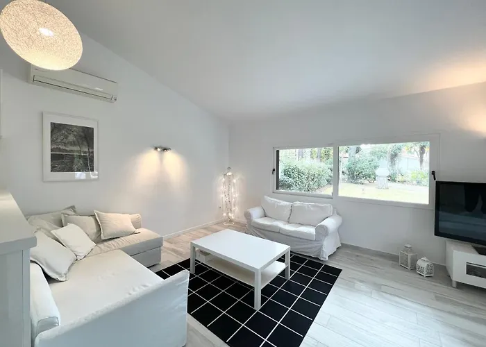 Sani Villa Christy