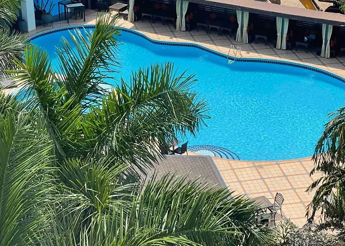Oak Plaza Hotels East Airport