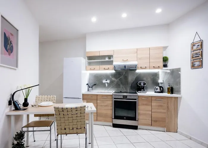 Joseph Seaside Apartment