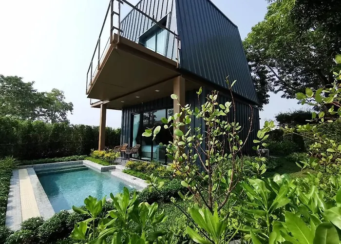 Royal Sammuk Villa