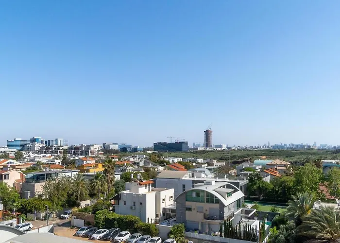 Elegant Duplex With Parking By Beachfront Stay