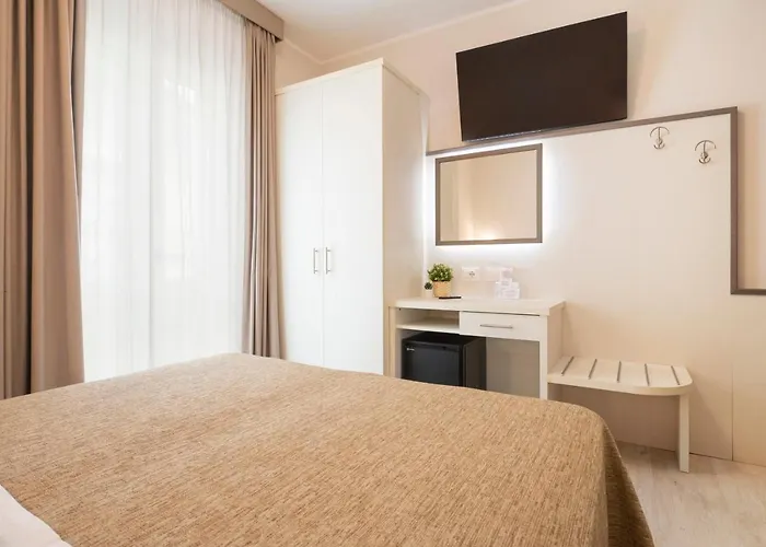 Echotel