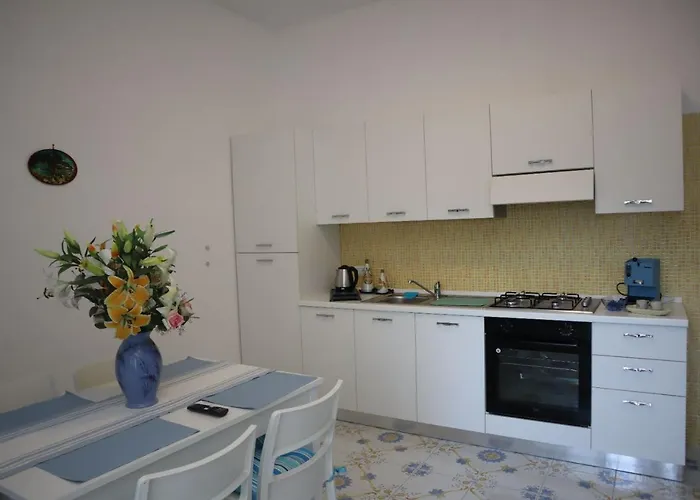 Mary'S Apartment