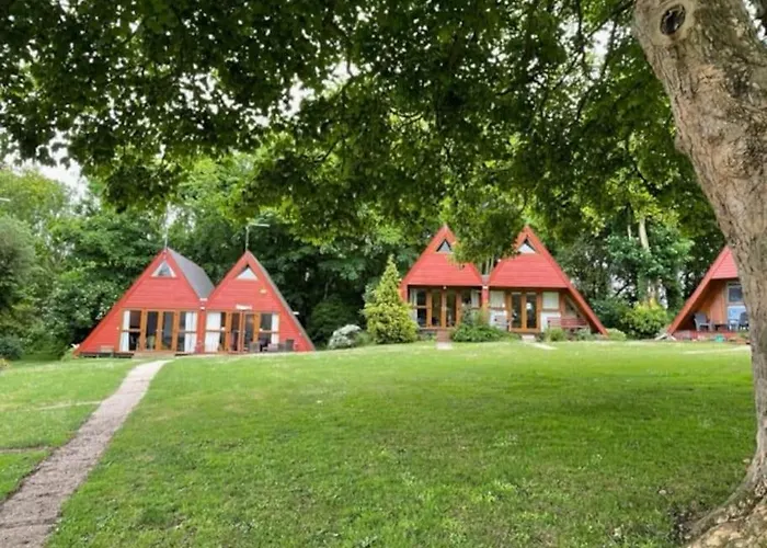 Chalet 95, Kingsdown Park