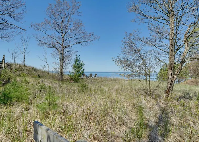 4-Season Gold Coast Cottage, 2 Mi To Winter Sports