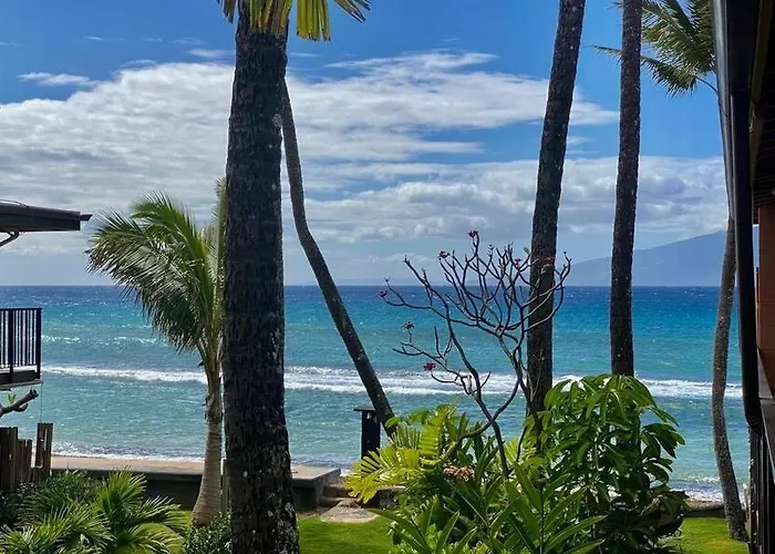 Oceanfront Condo - Hear The Waves-Amazing Views, Wifi With Ac, Free Parking