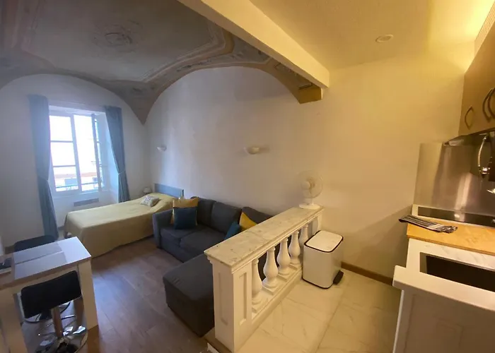 Lovely Studio - Heart Of Menton, Near The Beach.