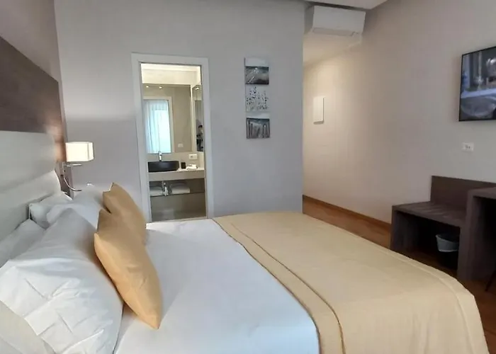 Orchid Luxury Suite