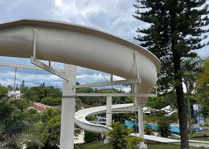 Lake House Resort Country Club & Spa