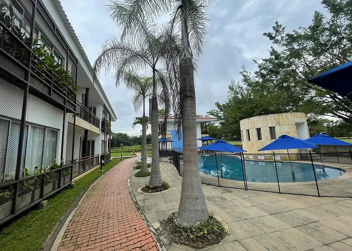 Lake House Resort Country Club & Spa