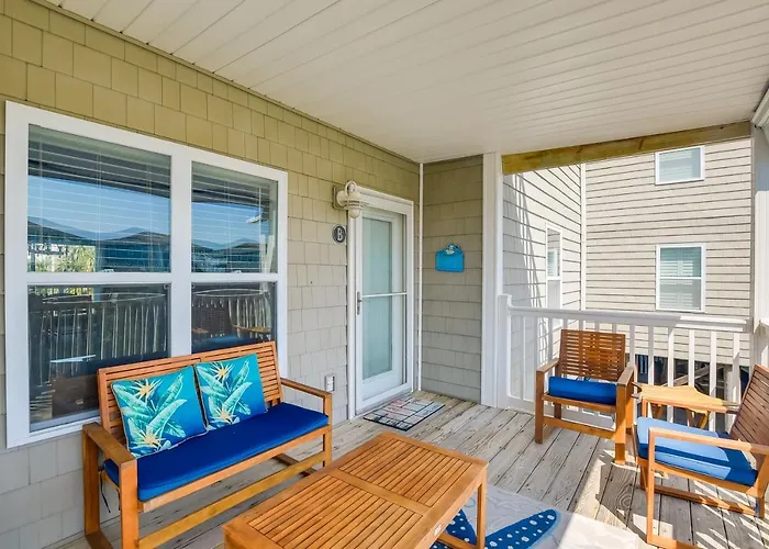 Sunny Condo - Private Ocean Isle Beach Access!