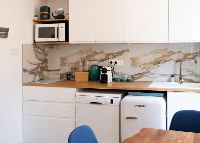 Appartement le Quai du Port Cassis parking clim