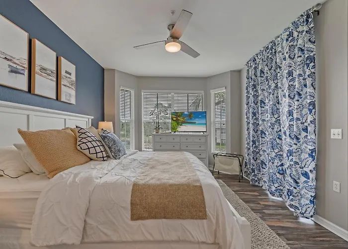 Golf Condo- Resort Pool- Lakeview- 10Mi To Beaches