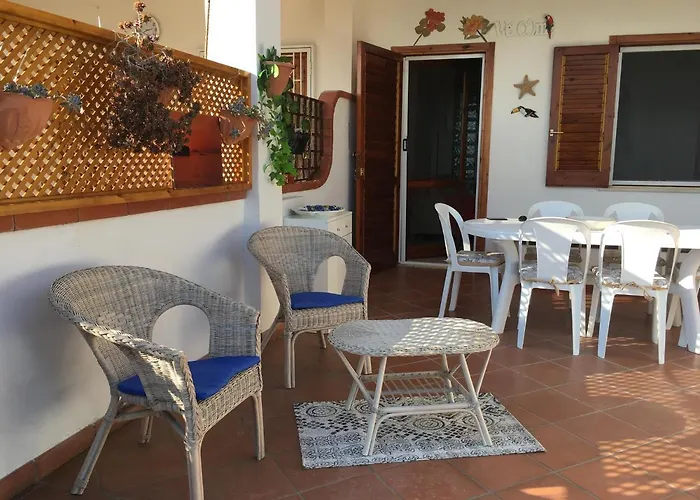 Hibiscus Apartment-casa per le vacanze vicino tropea