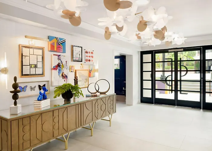Le Parc At Melrose