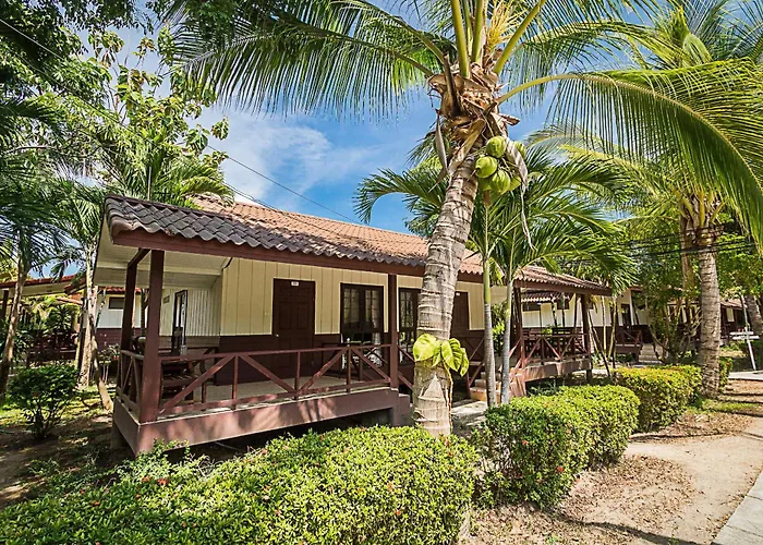 Coco Palm Beach Resort - Sha Extra Plus
