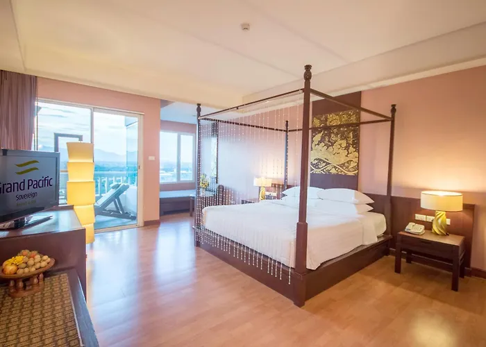 Grand Pacific Sovereign Resort & Spa