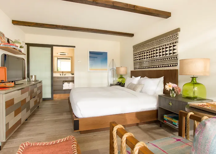 The Leta Santa Barbara Goleta, Tapestry Collection By Hilton